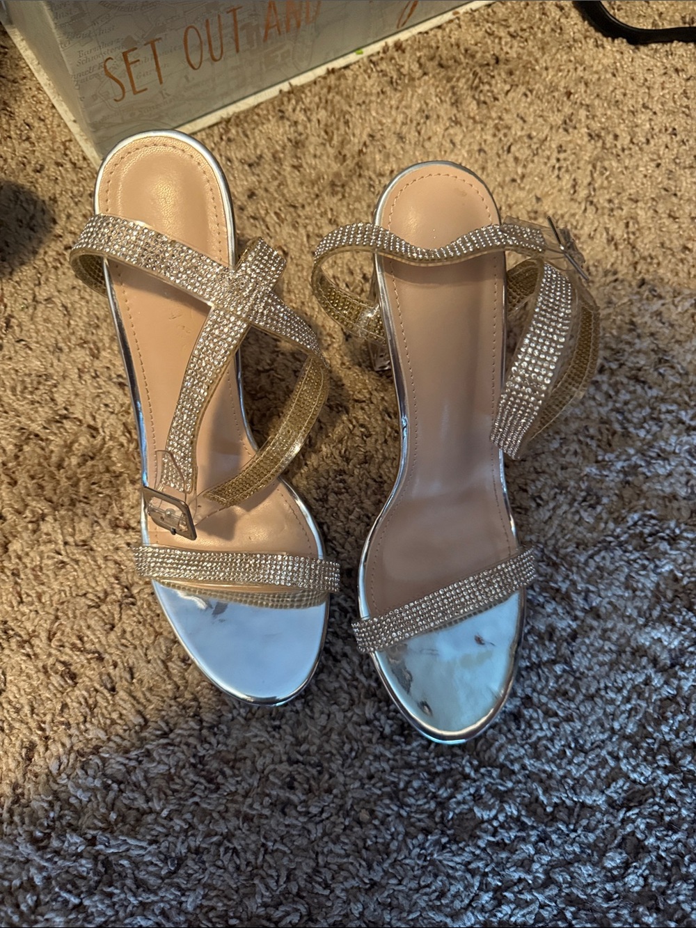 Women’s Crystal Strap Heeled Sandals in Gold